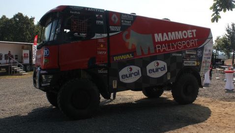 Renault разкри как създава камионите си за Дакар