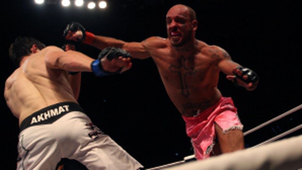 ММА и муайтай спектакъл се състоя в зала "Арена Армеец"