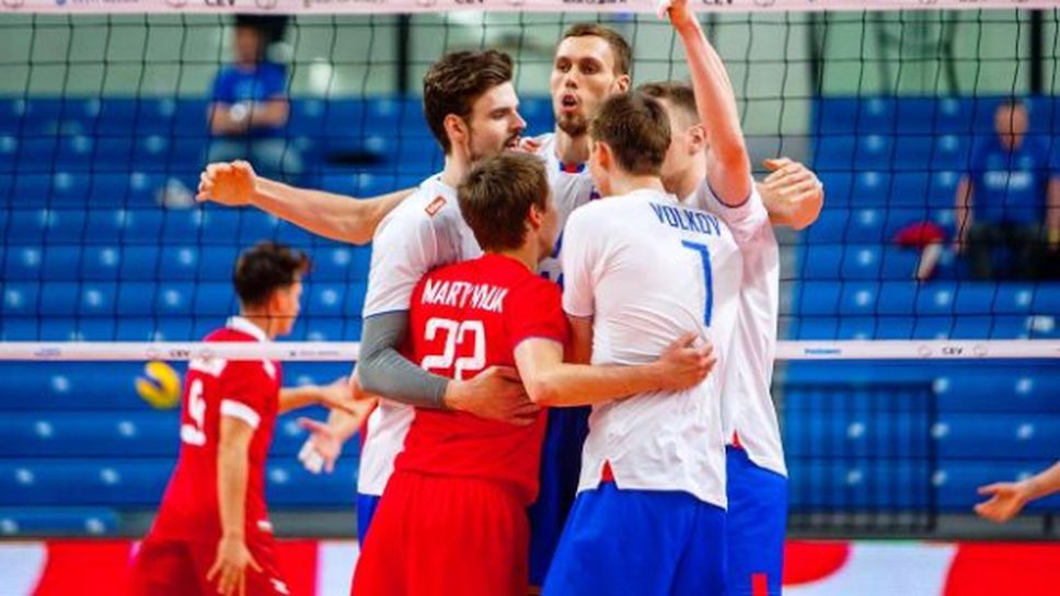 Русия продължава непобедена на световната квалификация в Талин