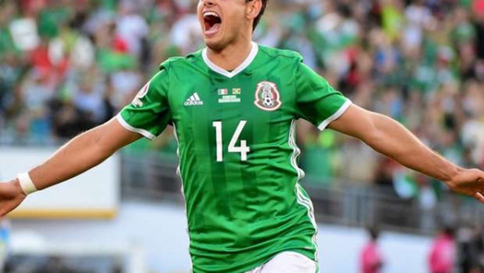 Чичарито стана голмайстор №1 в историята на националния отбор на Мексико (видео)