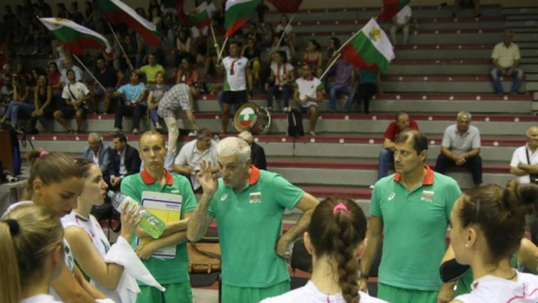Любо Ганев: Елате в залата, подкрепете волейболистките!