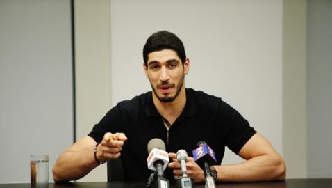 Енес Кантер: Баща ми е арестуван, защото съм негов син