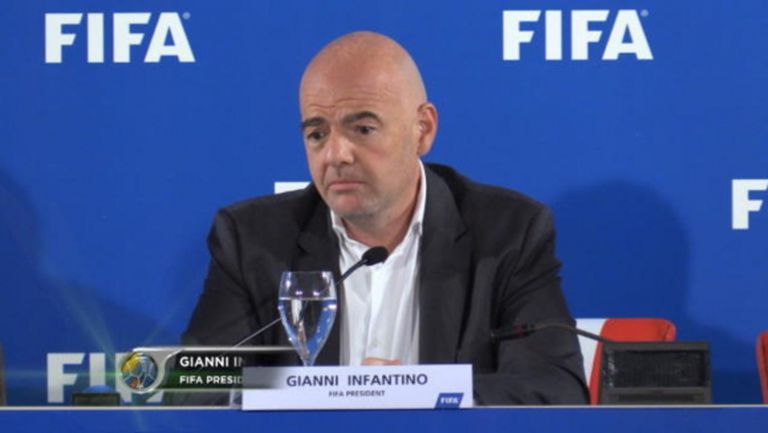 Шефът на ФИФА: Джиджи е повече от шампион
