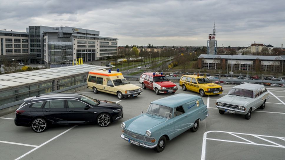 Комби и кабриолетите на Opel на ралито за класически автомобили Хесен-Тюринген