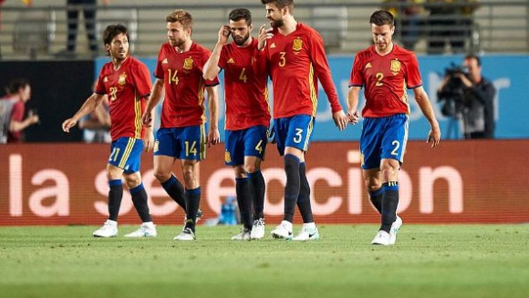 Късен гол спаси Испания от домакинска загуба (видео)