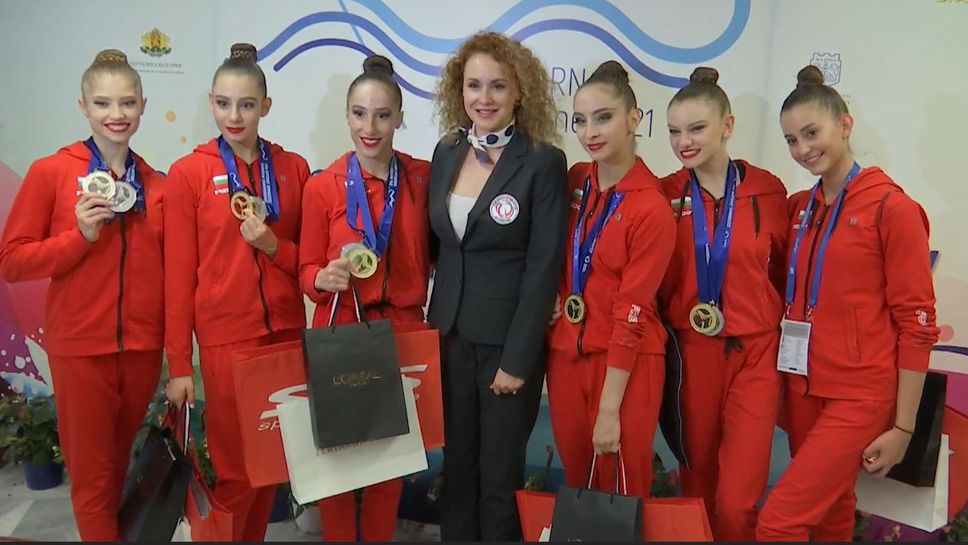 Ансамбълът ни: Щастливи сме, че успяхме да зарадваме феновете ни