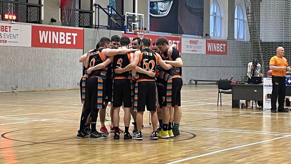 Непобедимата Армада ще спори за златото в НАЛБ