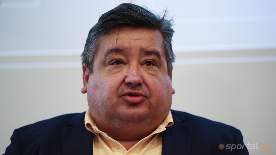 Президентът на Професионалната футболна лига ПФЛ Атанас Караиванов анонсира