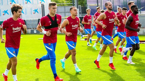 Напрежение в съблекалнята на Барселона, играчите са недоволни от ръководството