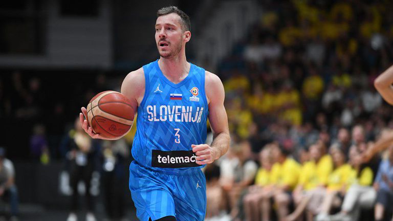 Националният отбор на Словения по баскетбол регистрира третата си поредна