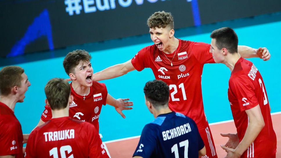 Полша, Франция и България в люта битка за първите две места на ЕвроВолей 2024 в София след третия ден