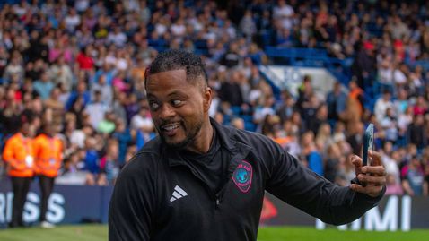  Осъдиха Патрис Евра на 12 месеца затвор условно 