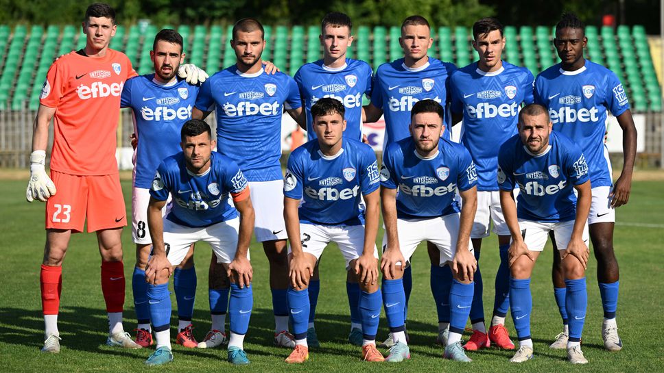 ФИФА вдигна забраната на Спартак (Варна)