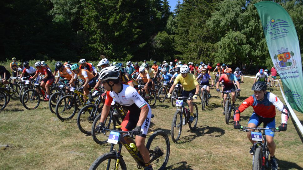 Емил Стойнев подобри рекорда на трасето в планинското колоездене на