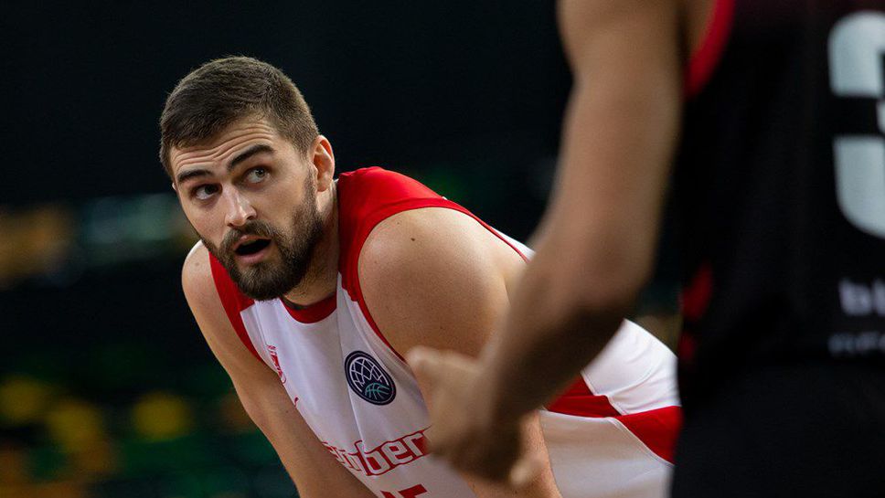 Дейвид Кравиш и Уникаха със загуба като гости на Реал Мадрид