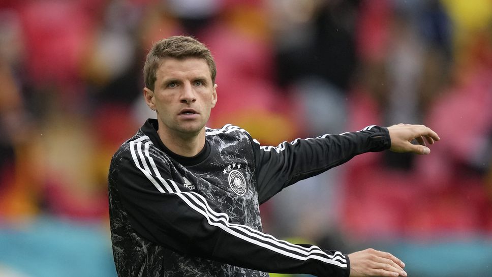 Томас Мюлер иска да продължи да играе за Германия при Ханзи Флик