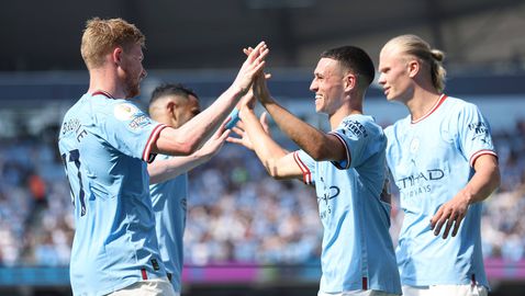  Холанд остана без гол в дебюта си на 