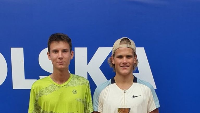 Българският тенис-талант Илиян Радулов спечели титлата на двойки на турнира