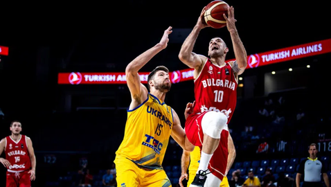 Мачовете на националните отбори по баскетбол на България днес ще започнат с минута мълчание в памет на Атанас Голомеев