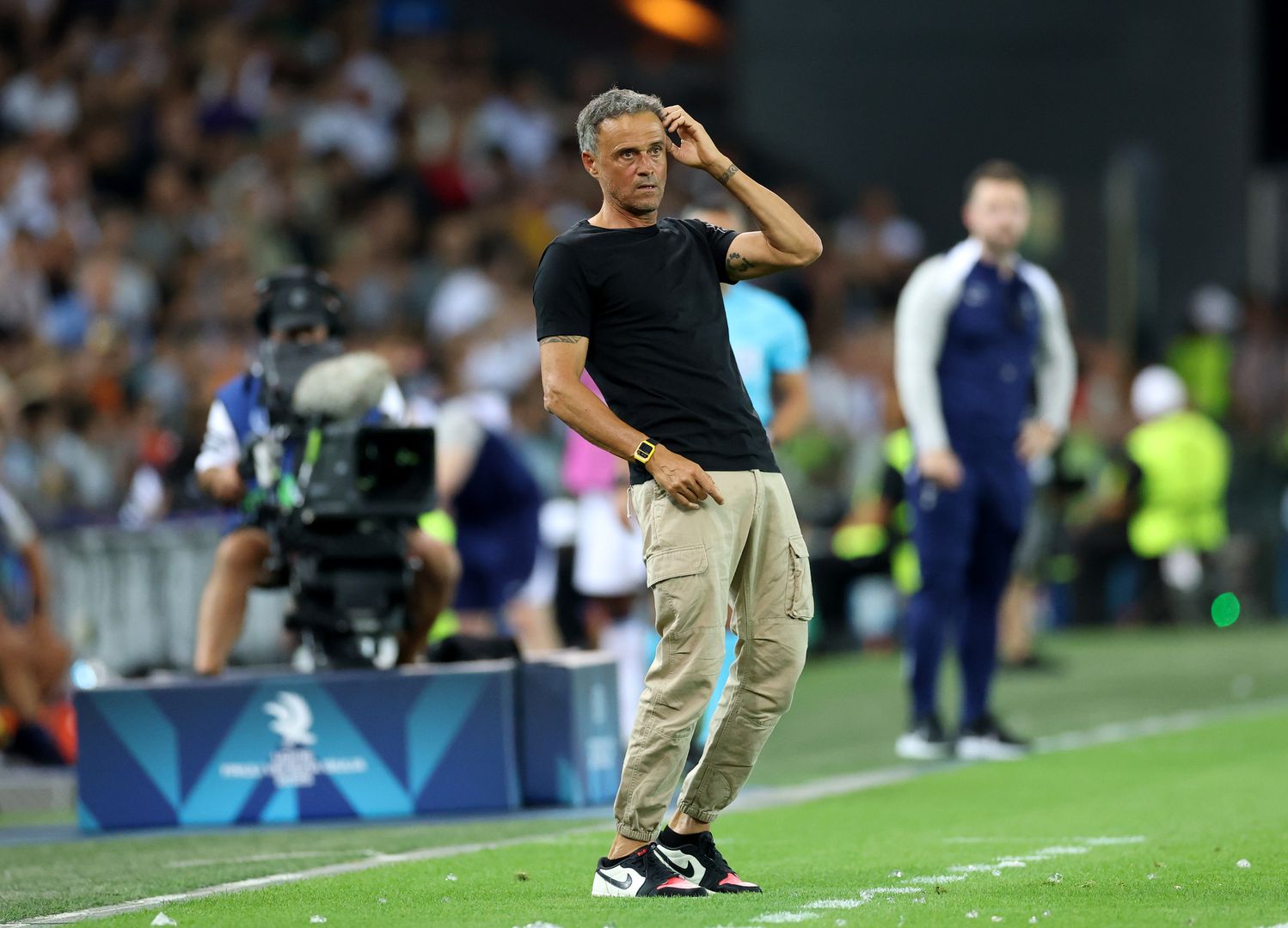 ПСЖ спечели Суперкупата на Европа след обрат и дузпи срещу Тотнъм