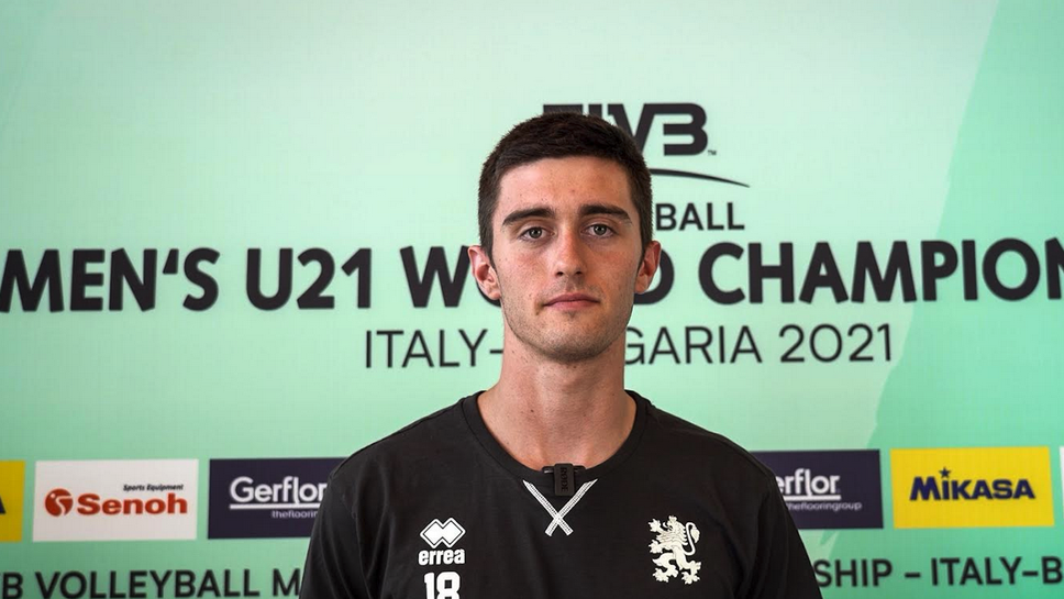 Волейболната звезда на бъдещето Борислав Николов мечтае да спечели всичко