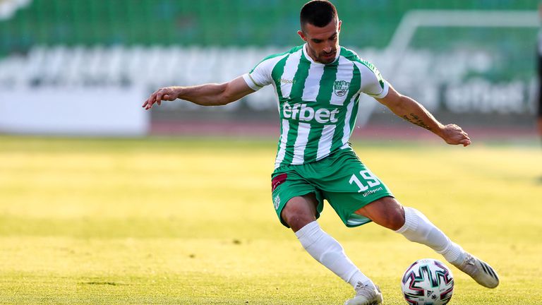  Берое разгласи раздялата си със бранител 