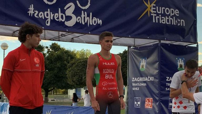 Българските състезатели спечелиха 12 медала от Балканско първенство по триатлон