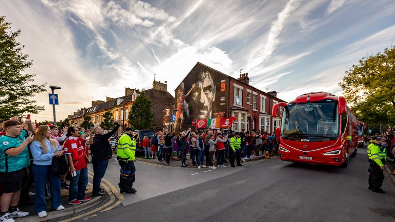 Ливърпул приема Аякс на Анфийлд в много интересен двубой от