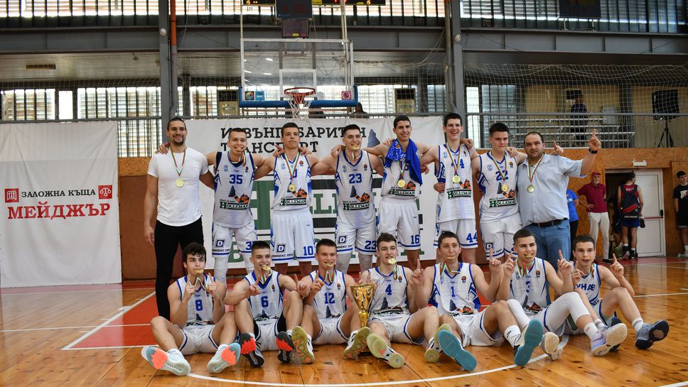 Дунав обяви трансферите на юношите си в Балкан