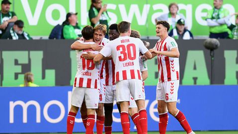  Kьолн не се даде на Волфсбург в шестоголово шоу 