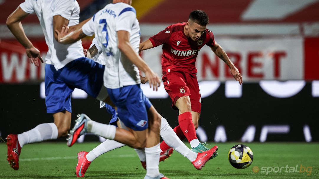 ЦСКА може да прати трима от футболистите си под наем