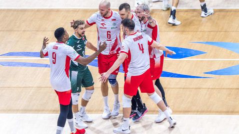 Полша удари Румъния за начало на Световното