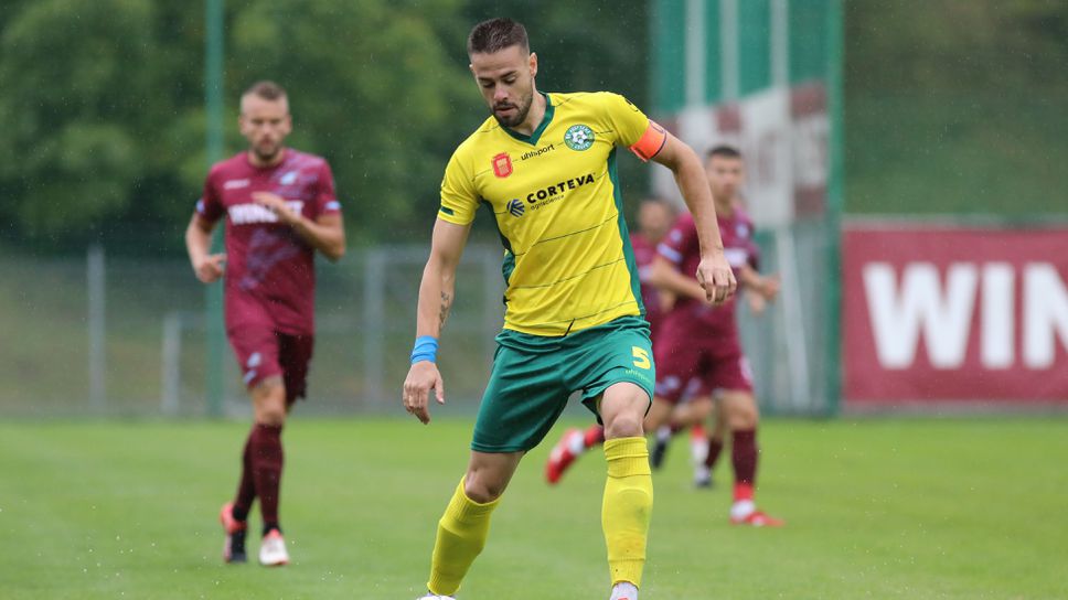 Едно от новите попълнения на ФК Ямбол по време на