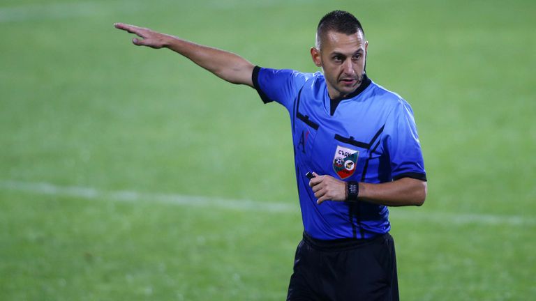  Млад арбитър получи наряда за ЦСКА 1948 - Берое 