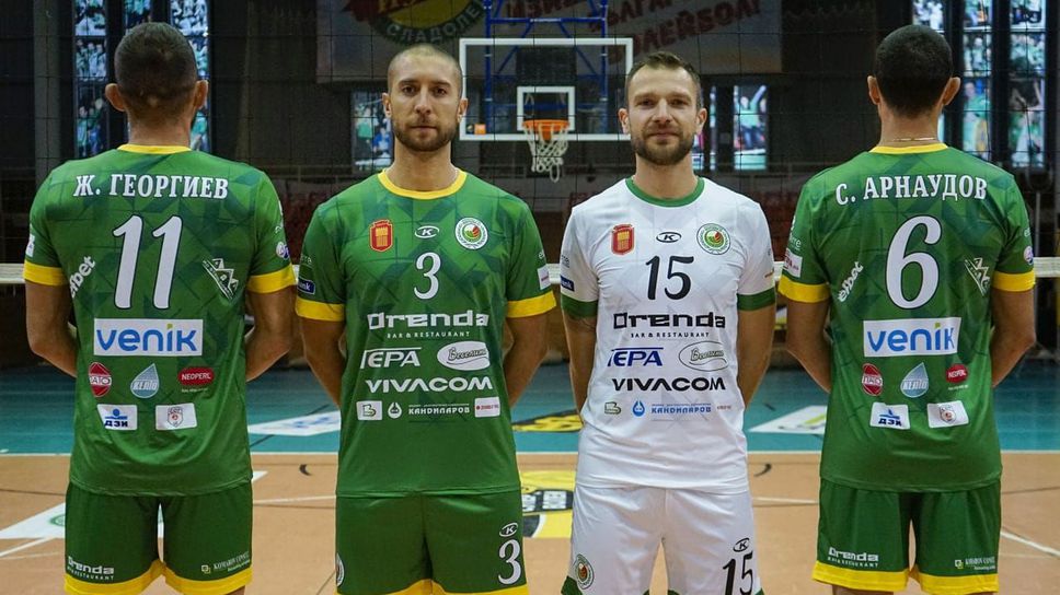 Добруджа 07 (Добрич) отпътува за София