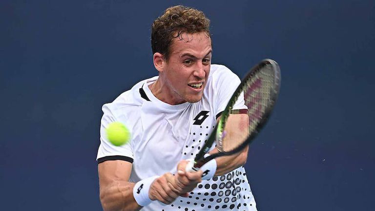 Испанецът Роберто Карбайес Баена хвърли много сили но след 3