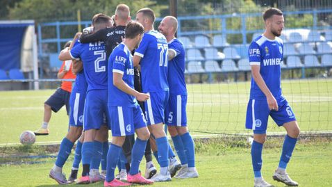 Черноморец (Бургас) се завърна в професионалния футбол