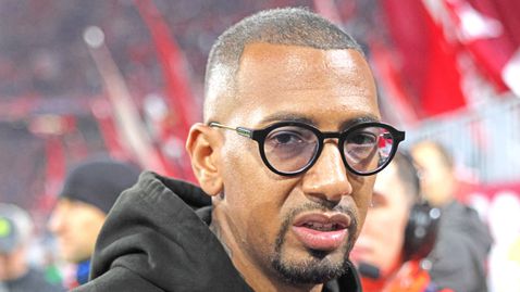 Жером Боатенг планира треньорски стаж в Байерн