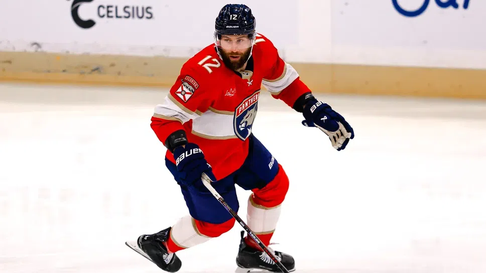 Нападателят на Флорида Пантърс Джона Гаджович подписа нов двугодишен договор