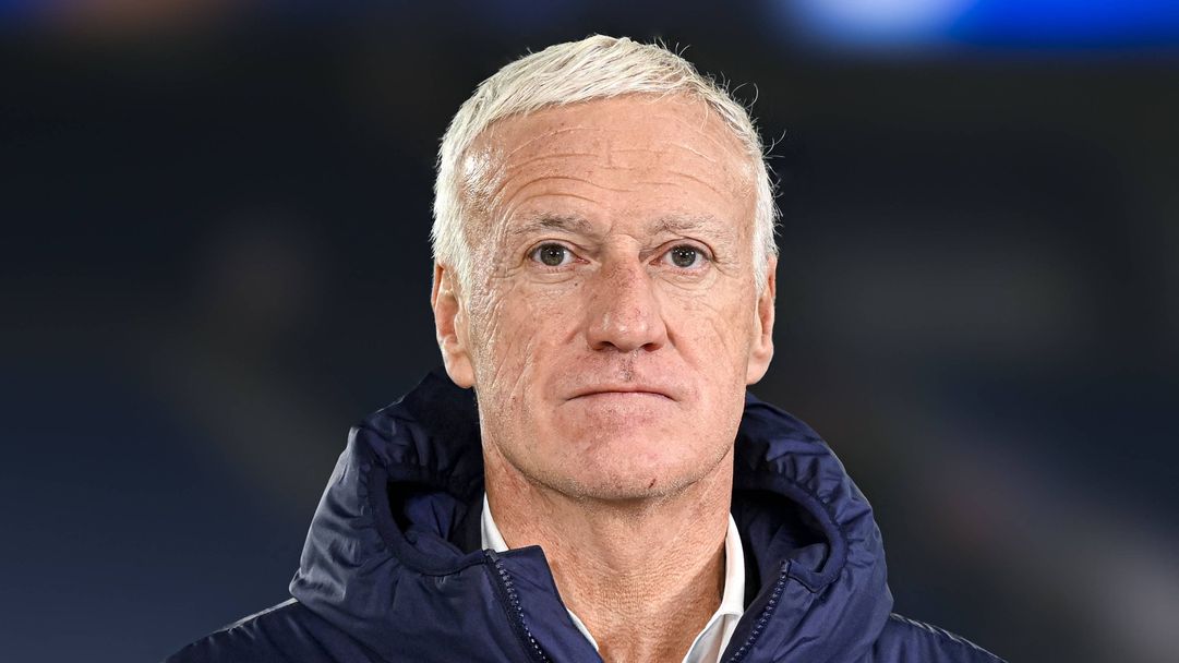 Ядосаният Дешан: Съдията трябваше да отмени първия гол на Исландия, за втория сами сме си виновни