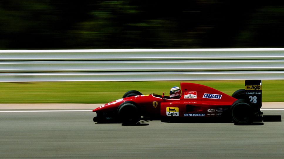 Алези продава болид на Ферари от сезон 1992 във Формула 1