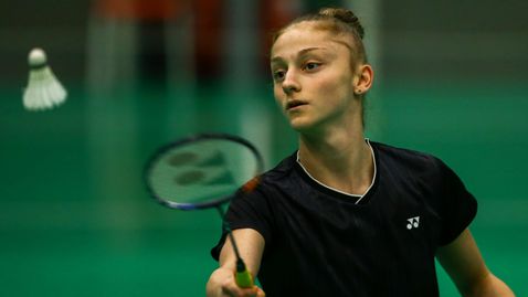  Калояна Налбантова започва с победа в София 