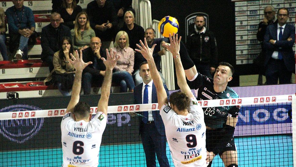 Силен Аспарух Аспарухов с 15 точки, Падуа с 3-а загуба в Италия