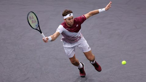 Рууд постигна първа победа на финален турнир на ATP
