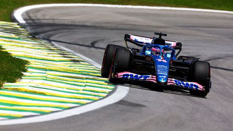  Наказаха Алонсо след спринта в Бразилия 