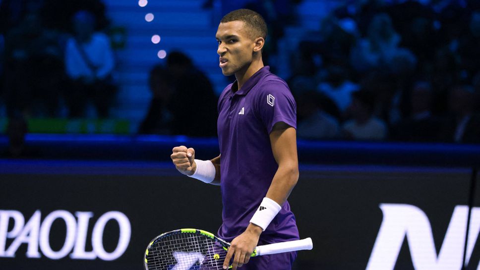 Феликс Оже Алиасим остава в надпреварата за място на полуфиналите на