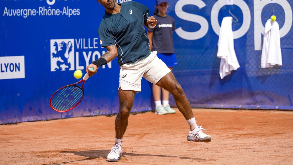 Най добрият индийски тенисист Сумит Нагал се оплака че от Китай