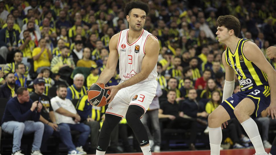 Фенербахче препъна Апоел към победа №9 в Евролигата