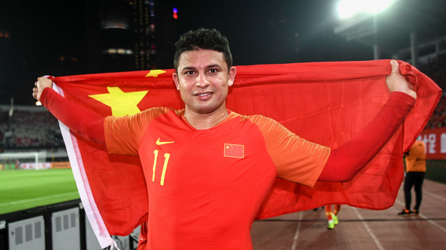 Бразилец обеща, че ще продължи да играе за националния отбор на Китай