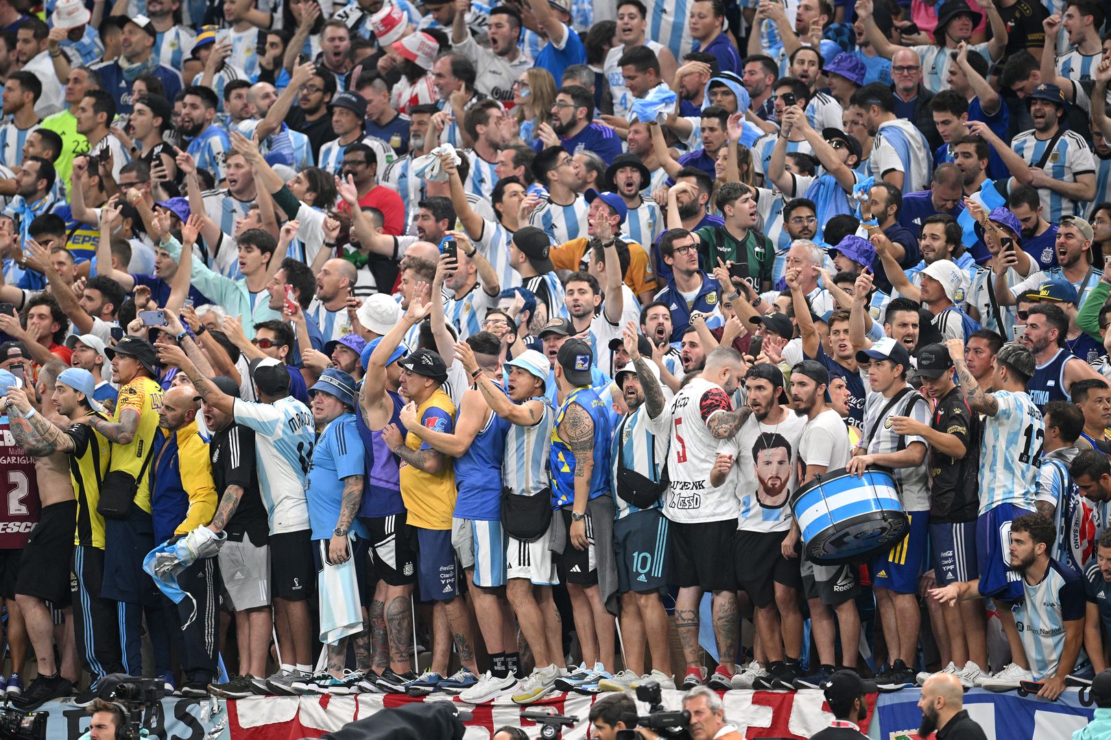 Феновете на Аржентина - Хърватия, 1/2-финал на Мондиал 2022